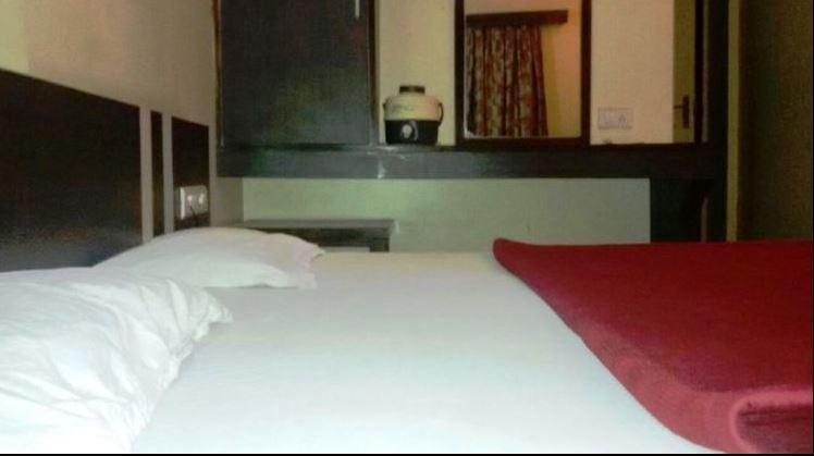 Hotel Asopalav Ambaji Eksteriør bilde